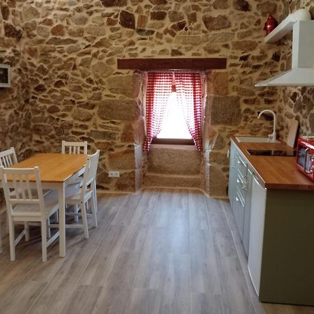 Apartamentos Muralla Sacra Sober Eksteriør bilde