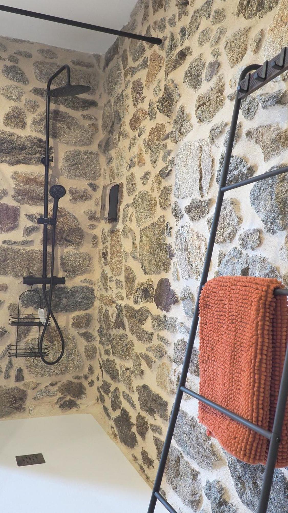 Apartamentos Muralla Sacra Sober Eksteriør bilde
