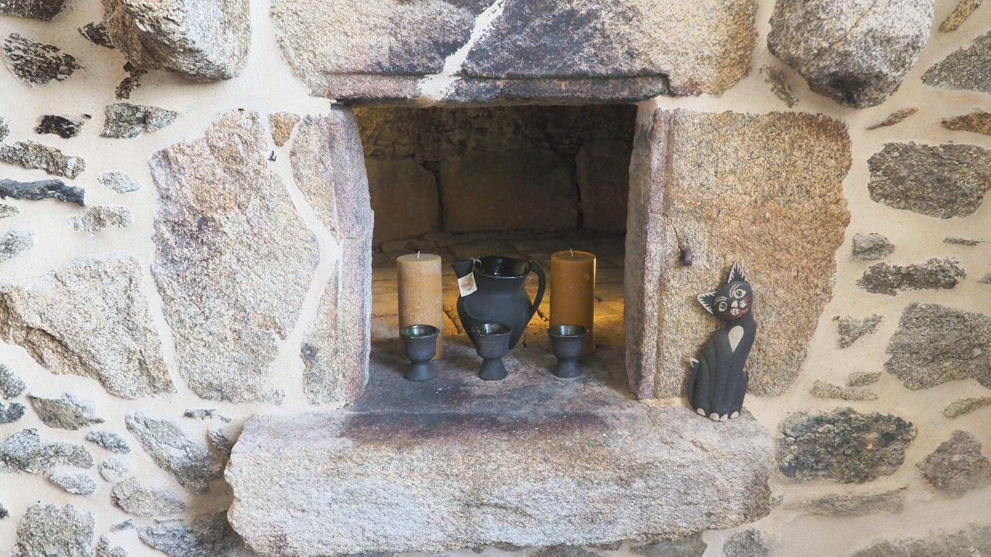 Apartamentos Muralla Sacra Sober Eksteriør bilde
