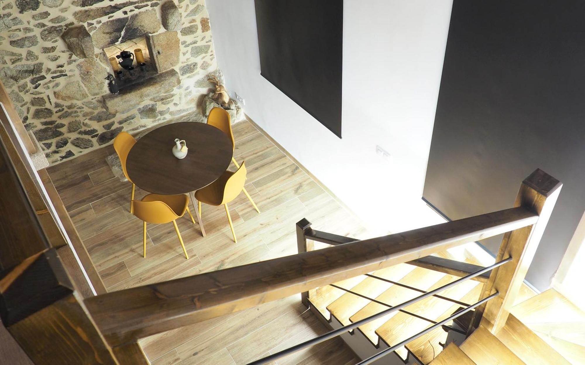 Apartamentos Muralla Sacra Sober Eksteriør bilde