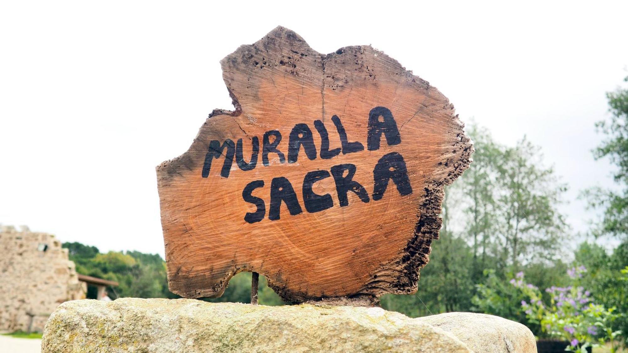 Apartamentos Muralla Sacra Sober Eksteriør bilde