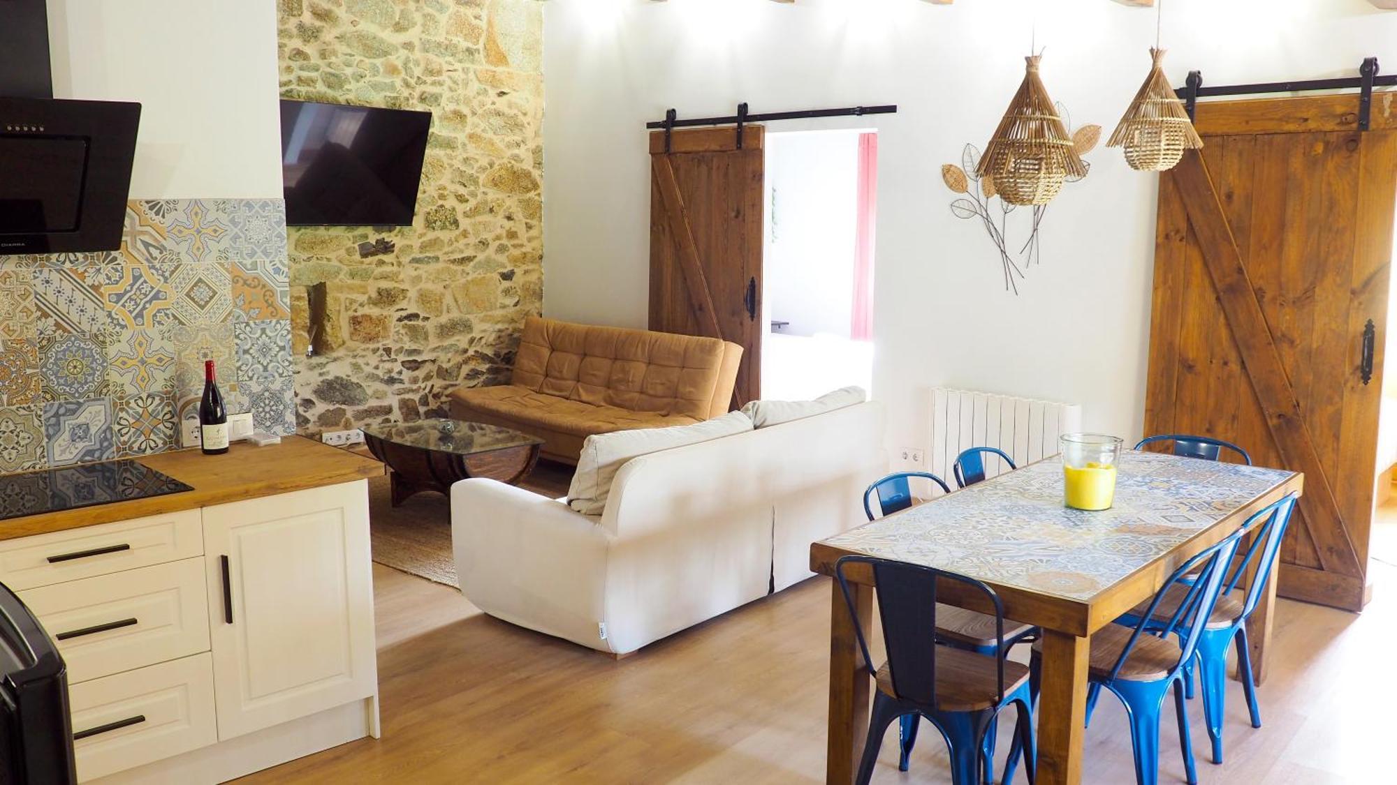 Apartamentos Muralla Sacra Sober Eksteriør bilde